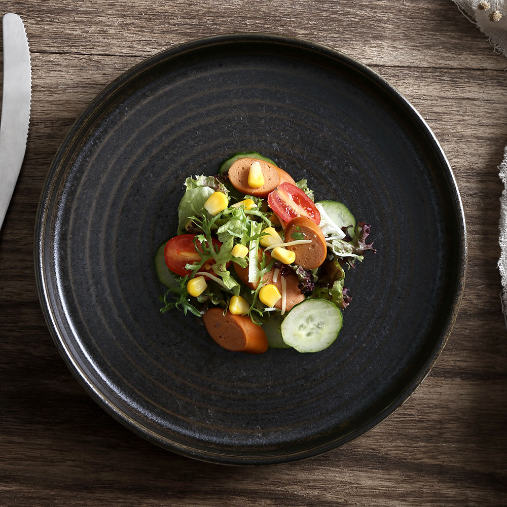 Mat Sort Nordisk Stil Keramisk Tallerken – 9 Tommer, Rund